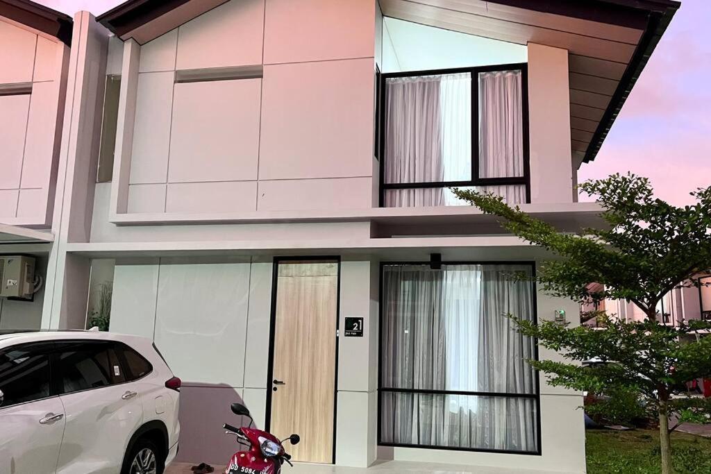 Villa Rolling Hills Depan Trans Mall Макасар Экстерьер фото
